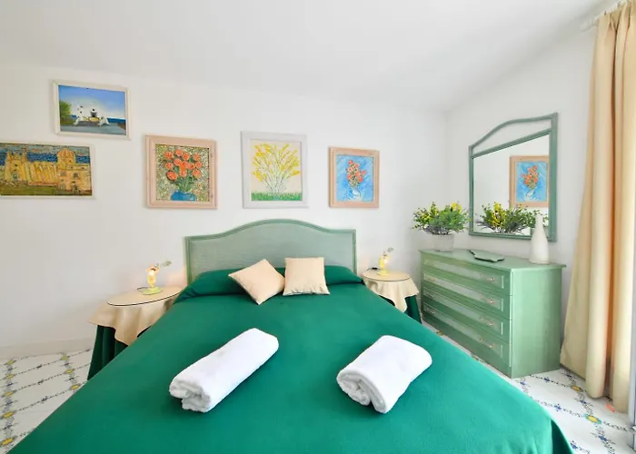 Calise Апартаменты *